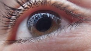 מדוע צריך להזליף טיפות עיניים בניתוח קטרקט