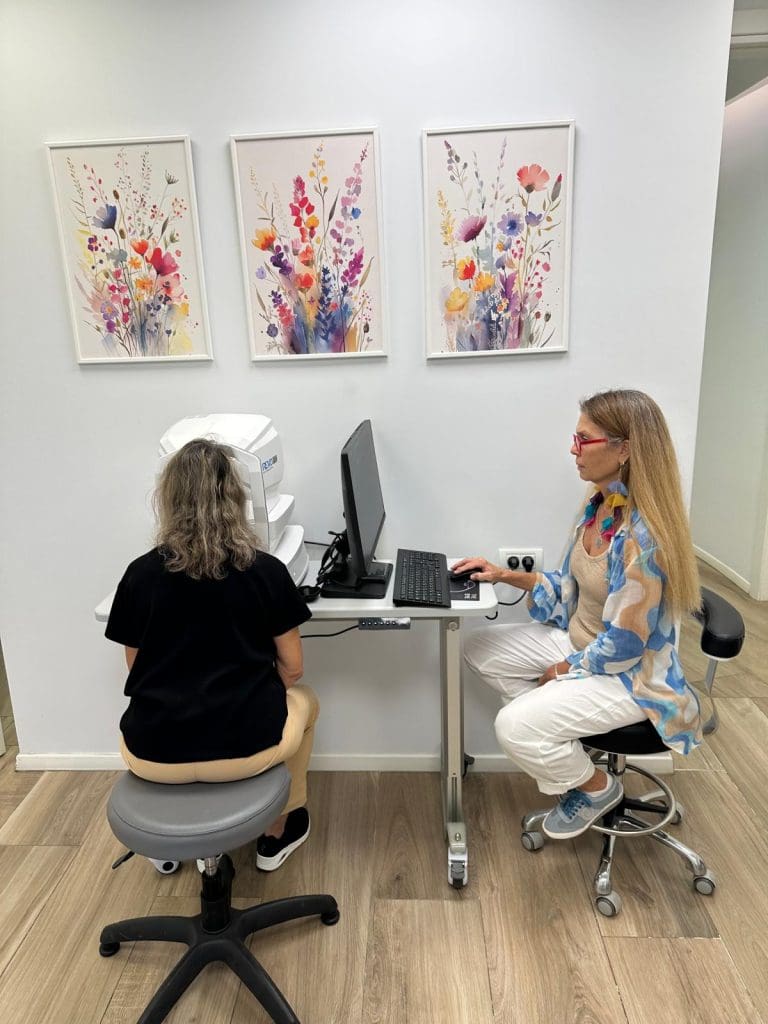 ניתוח קטרקט בחולי קרטוקונוס